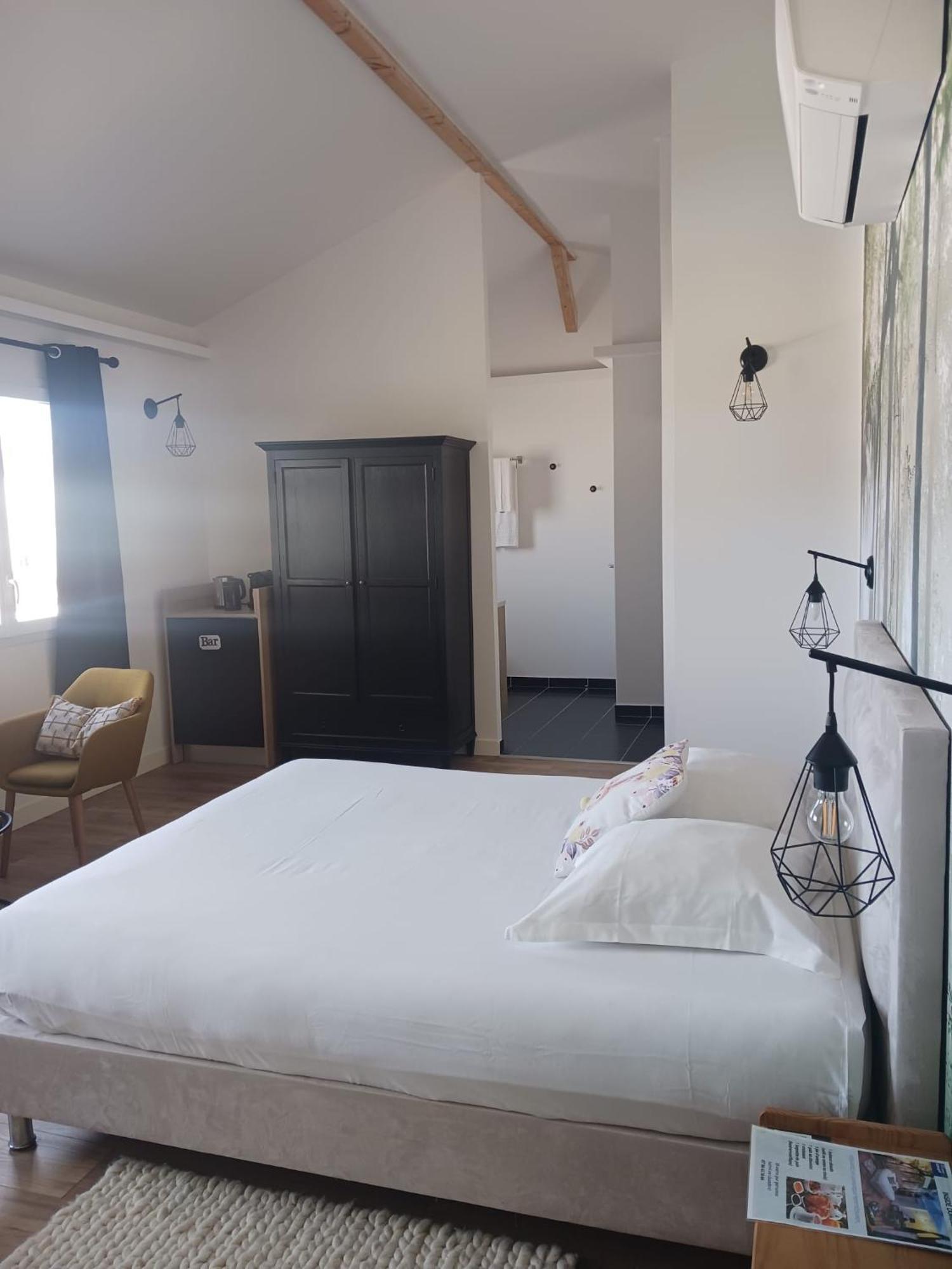 Merion Villars-les-Dombes Exterior foto